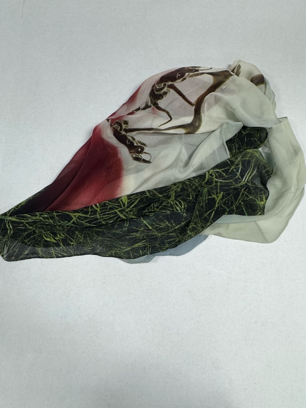 Edward Roth - New York - Hand Paint Silk Scarf - 80"x25". NEW‎ in Bag. - Picture 16 of 16